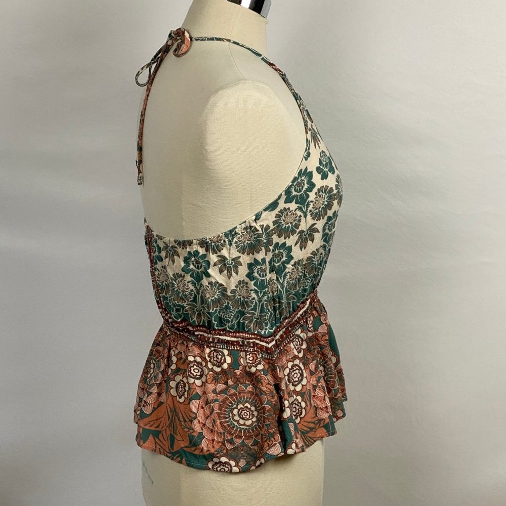 Kendall & Kylie Peplum Halter Top Size Medium - Picture 4 of 7